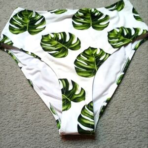 Brand new women's size large Floral bikini bottoms